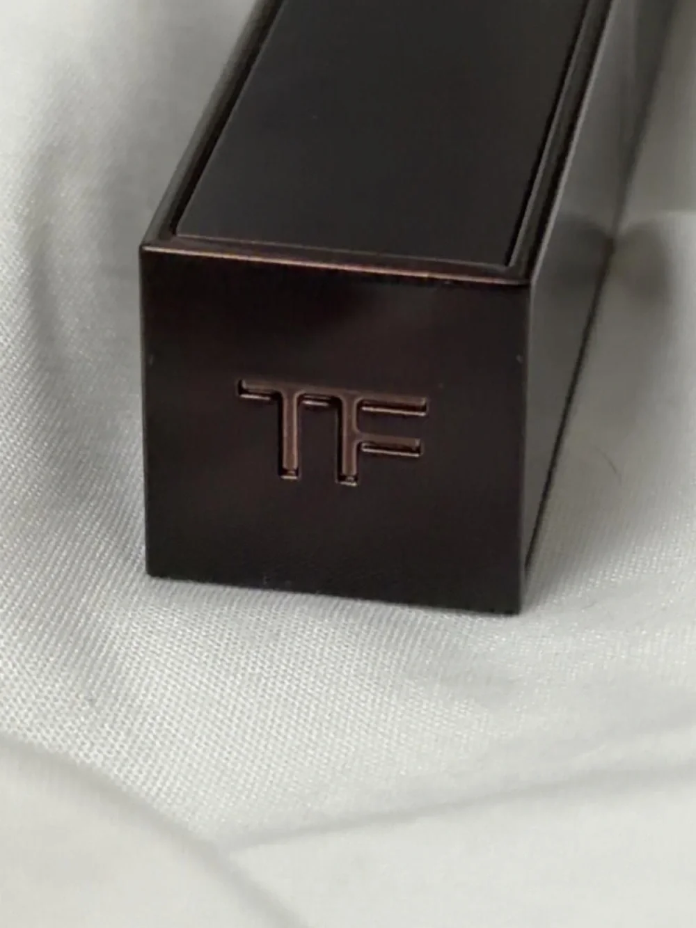 Tom Ford shade 6w1